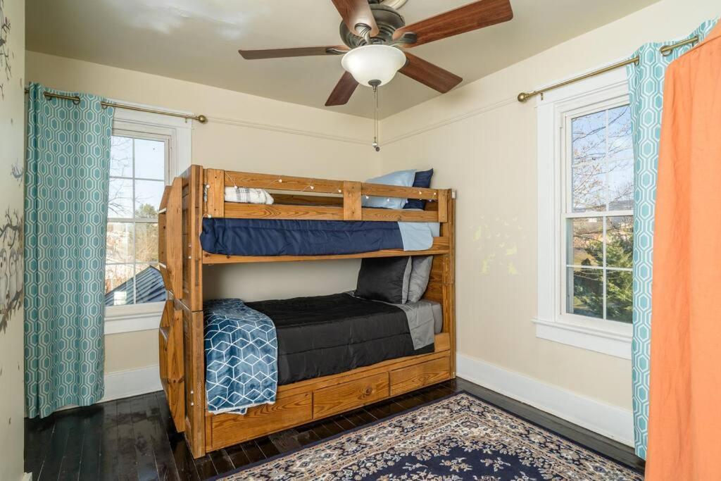 Dog And Family Friendly 4Br W Wifi And Fenced Yard By Zen Living Short Term Rental Luray Kültér fotó
